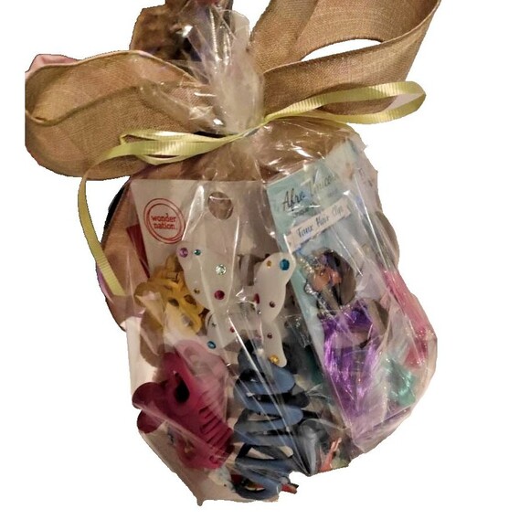 Personalized Gift Set w/ Teddy Bear & Accessories – Ready to Gift Any Occasion - Picture 6 of 14